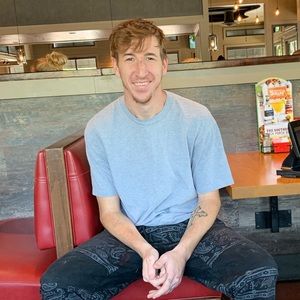 Meet your Posher, Nico